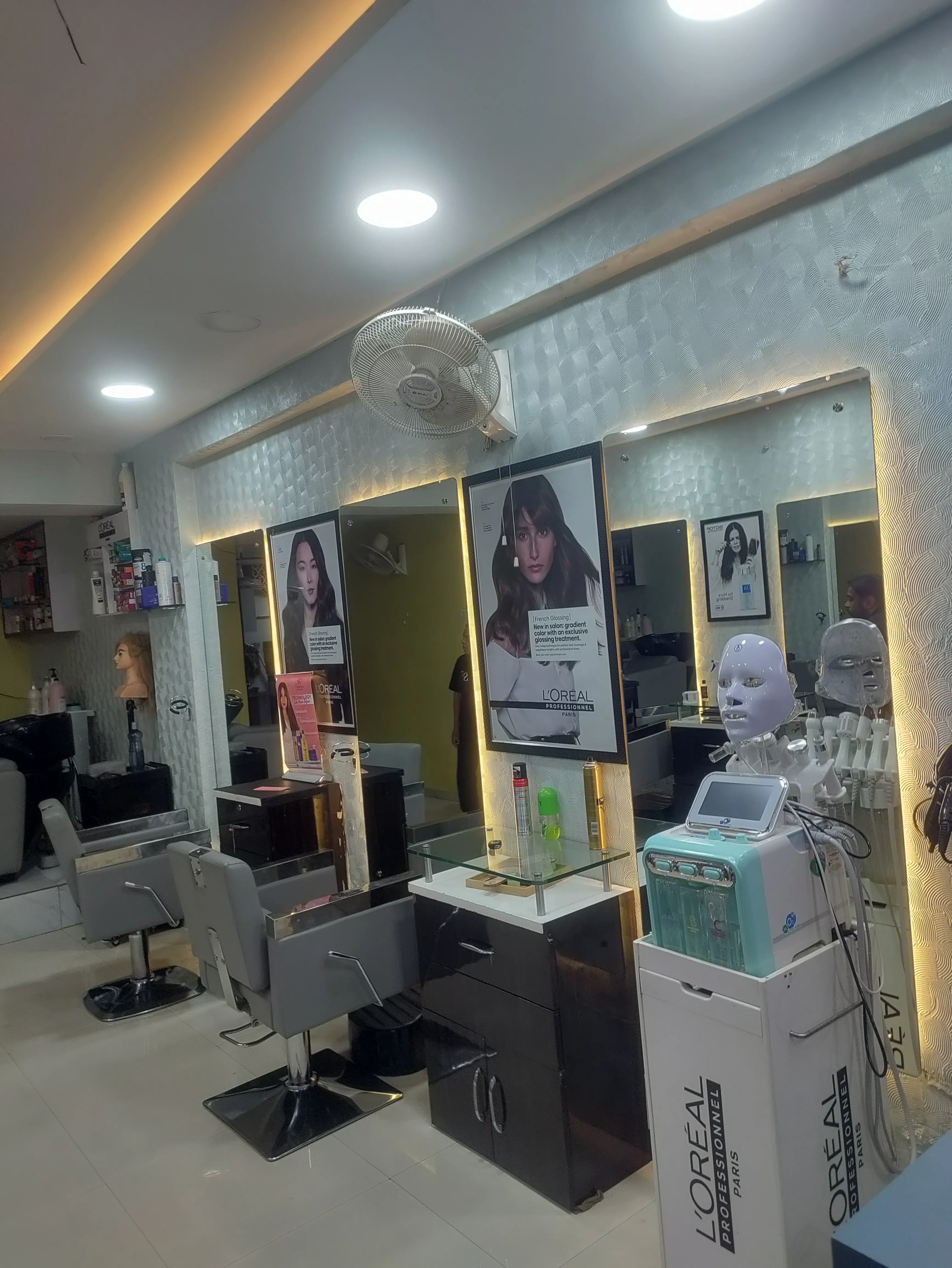STYLE STUDIO UNISEX SALON