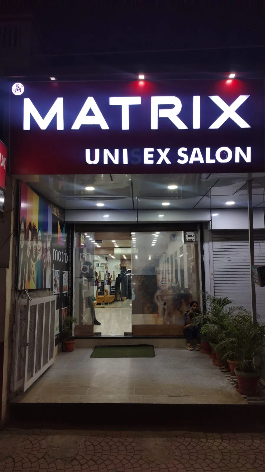 MATRIX UNISEX SALON